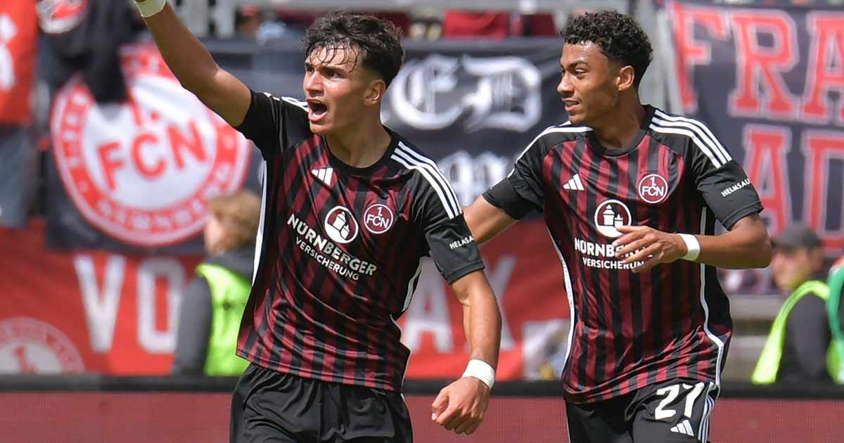  Jubeln aktuell beim Club: Can Uzun und Nathaniel Brown. (Foto: Imago/Jan Huebner)