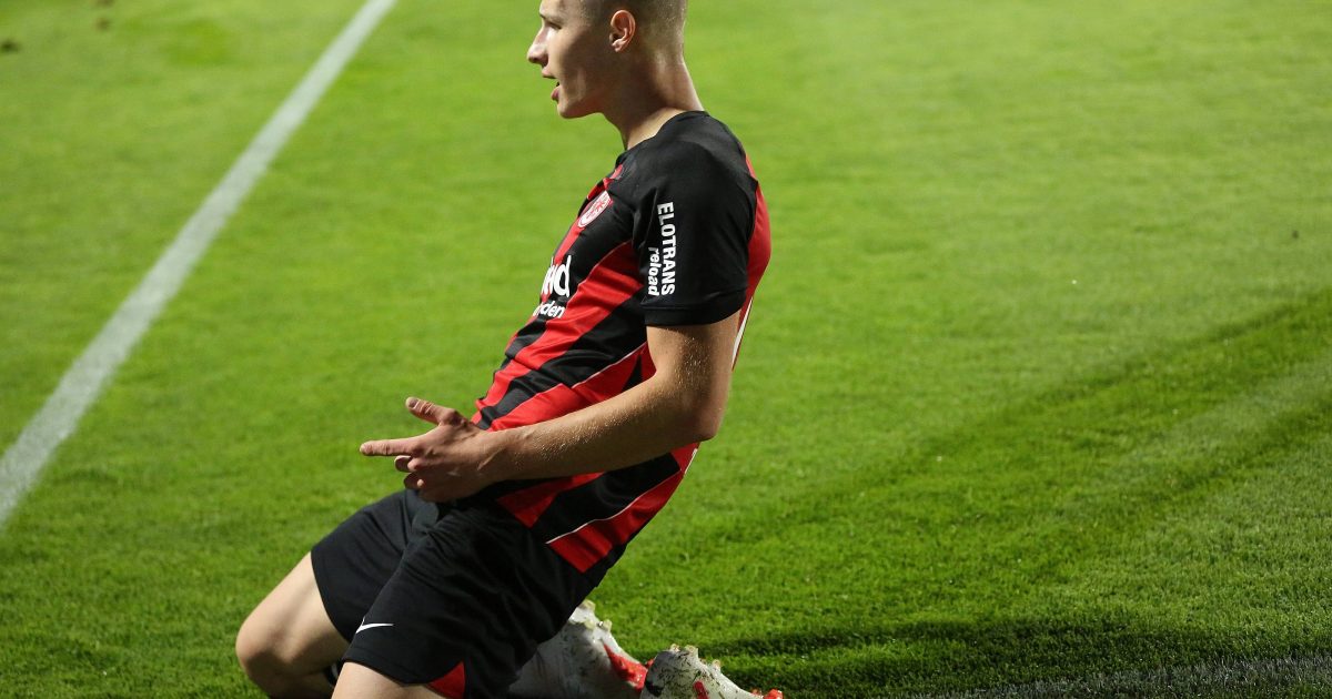 Daniel Starodid bejubelt seinen Treffer zum zwischenzeitlichen 1:1-Ausgleich. (Foto: IMAGO / Hartenfelser)