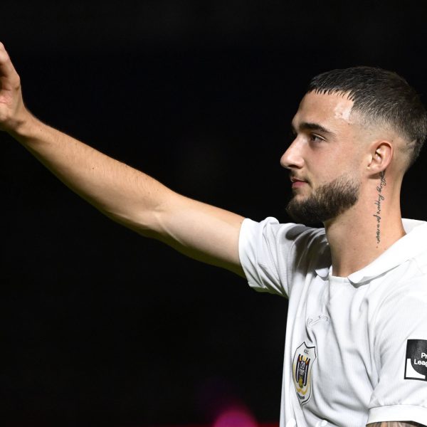  Die Eintracht ringt weiter um eine Verpflichtung von Zeno Debast aus Anderlecht (Bild: IMAGO images / Photo News)