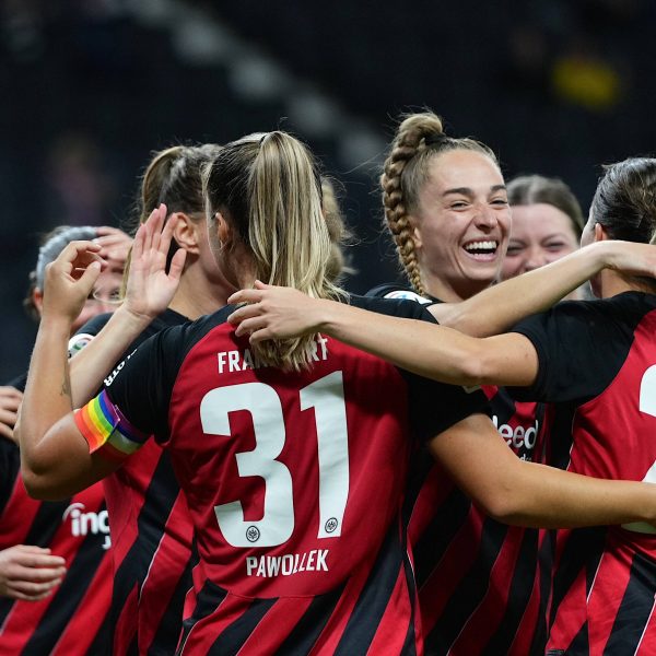  Gleich fünf Mal durften die SGE-Frauen im Hinspiel jubeln. (Foto: IMAGO / Sports Press Photo)