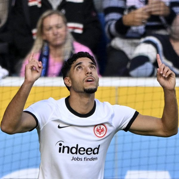  Omar Marmoush verdiente sich gegen Hoffenheim die Auszeichnung Spieler des Spiels (Bild: IMAGO images / Michael Weber)