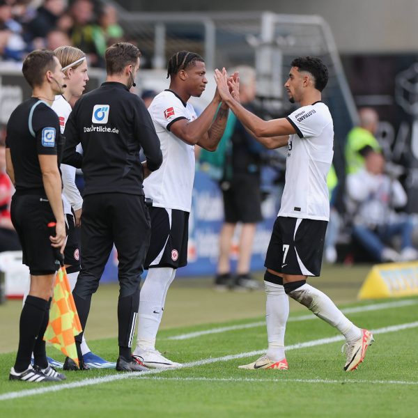  Jessic Nagankam (li.) ersetzte gegen Hoffenheim Torschütze Omar Marmous (re.). (Foto: IMAGO / HMB-Media)