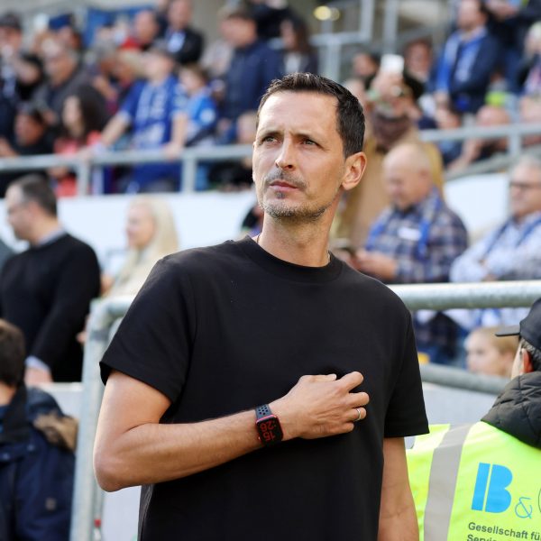  Dino Toppmöller möchte mit einem Sieg gegen Helsinki, den Grundpfeiler fürs Weiterkommen legen. (Foto: IMAGO / Sportfoto Rudel)