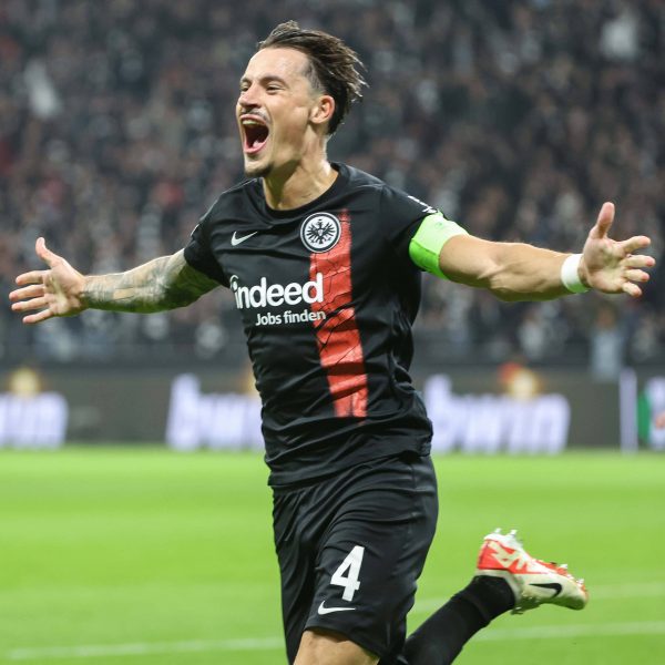  Robin Koch erzielte sein zweites Tor im Europa-Cup. (Foto: IMAGO / osnapix)