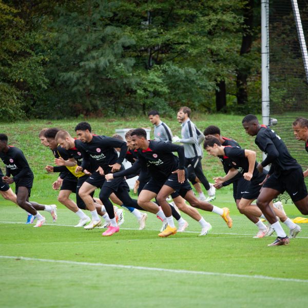  Im Rückspiel gegen PAOK geht es um den Gruppensieg. (Foto: IMAGO / Jan Huebner)