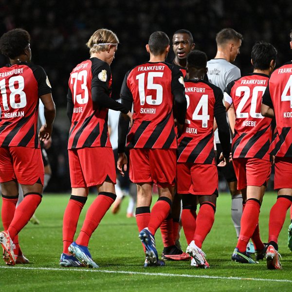  Die SGE schaffte es einen 2:0-Sieg in Köln einzufahren. (Foto: IMAGO / Jan Huebner)
