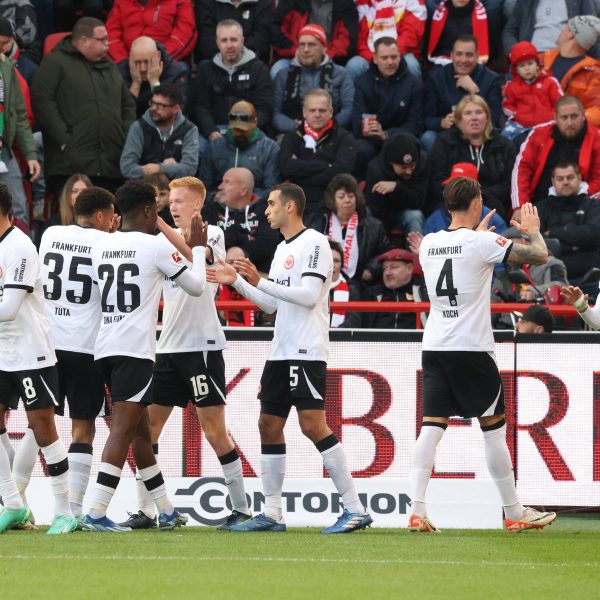  Die Eintracht kann den zweiten Auswärtssieg in Folge einfahren und schlägt Union Berlin mit 3:0. (Foto: IMAGO / Nordphoto)