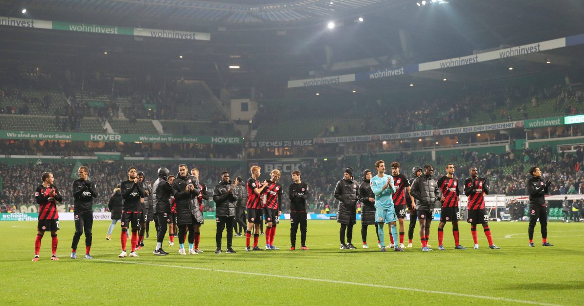  Auch wenn am Ende sogar noch ein Sieg möglich gewesen wäre, war die Eintracht nach den anstrengenden letzten Wochen schlussendlich stolz auf ihre Aufholjagd.(Foto: imago images: Jan Huebner)