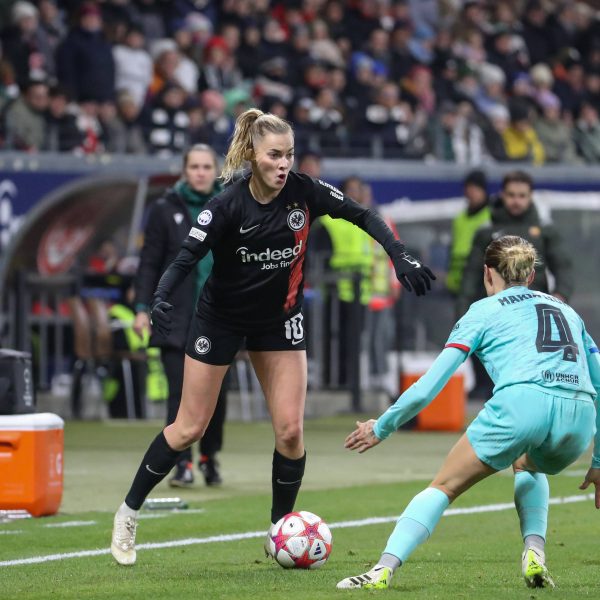  Auch wenn das Spiel verloren ging, wird Laura Freigang es nicht so schnell vergessen. (Foto: IMAGO / Jan Huebner)
