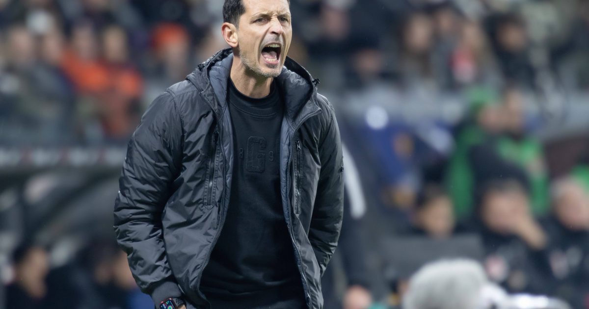  Dino Toppmöller sah zwei unterschiedliche Halbzeiten. (Foto: IMAGO / Kessler-Sportfotografie)