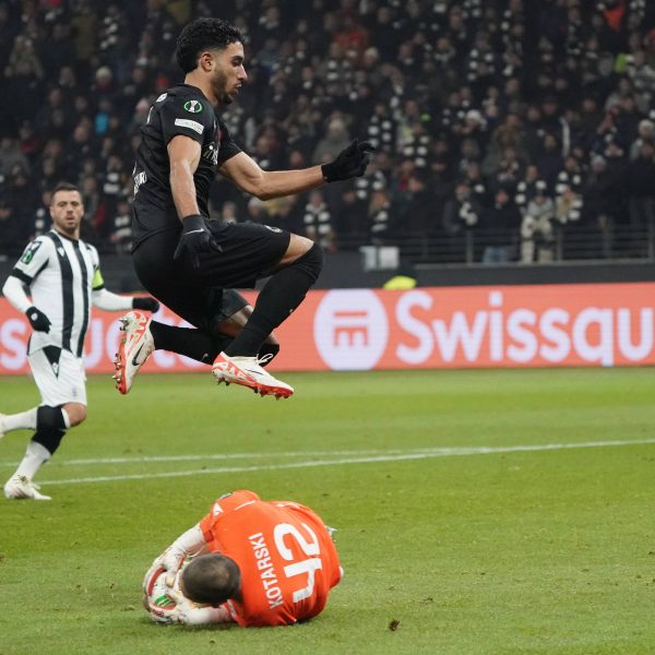  Omar Marmoush erzielte gegen PAOK den zwischenzeitlichen Ausgleich für die SGE. (Foto: imago/Schüler)