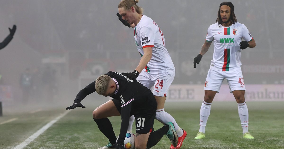  Bei eisigen Temperaturen tut sich die SGE schwer. (Foto: IMAGO / kolbert-press)