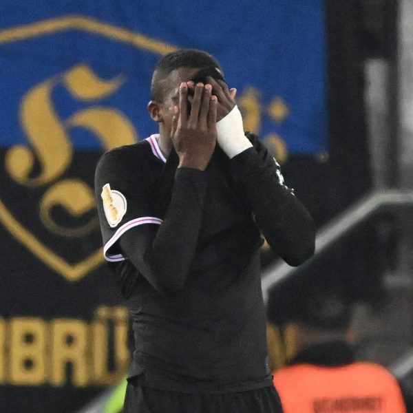  Bei dieser Leistung wollte man als Eintracht-Fan kaum hinsehen. (Foto: IMAGO / Jan Huebner)