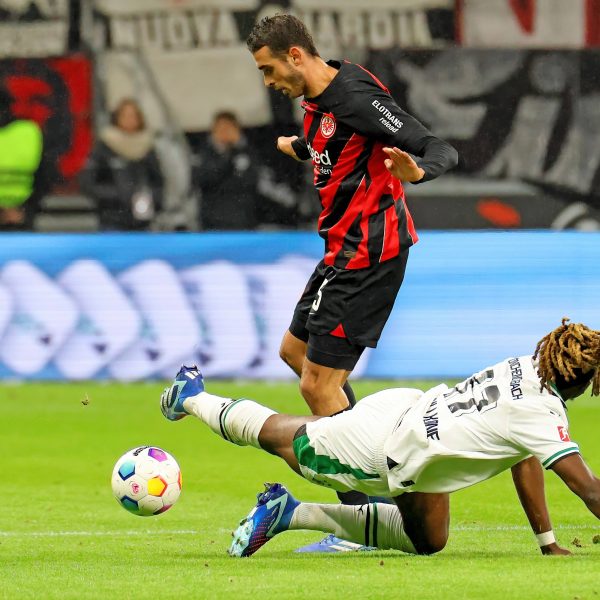  Ellyes Skhiri gab sein Comeback für die SGE. (Foto: IMAGO / Fotostand)