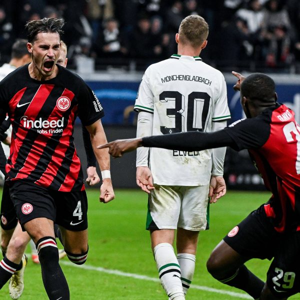  Robin Koch sorgte mit seinem Tor in der letzten Minute für Ekstase bei der SGE. (Foto: IMAGO / Jan Huebner)