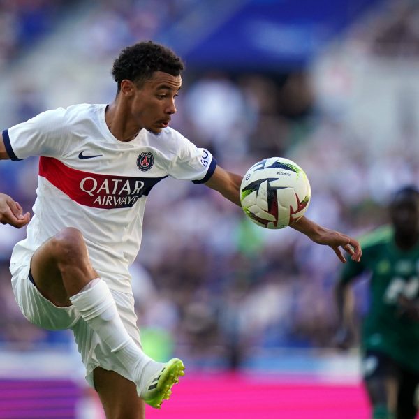  Hugo Ekitiké und die SGE haben sich wohl mündlich geeinigt. (Foto: imago/Penta Press)