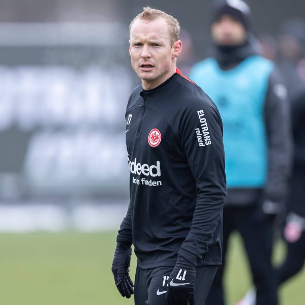  Sebastian Rode freut sich, wieder mit der Mannschaft trainieren zu können. (Foto: IMAGO / Kessler-Sportfotografie)