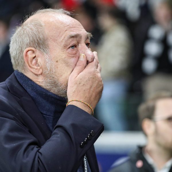  Abschied unter Tränen: Peter Fischer sagt 