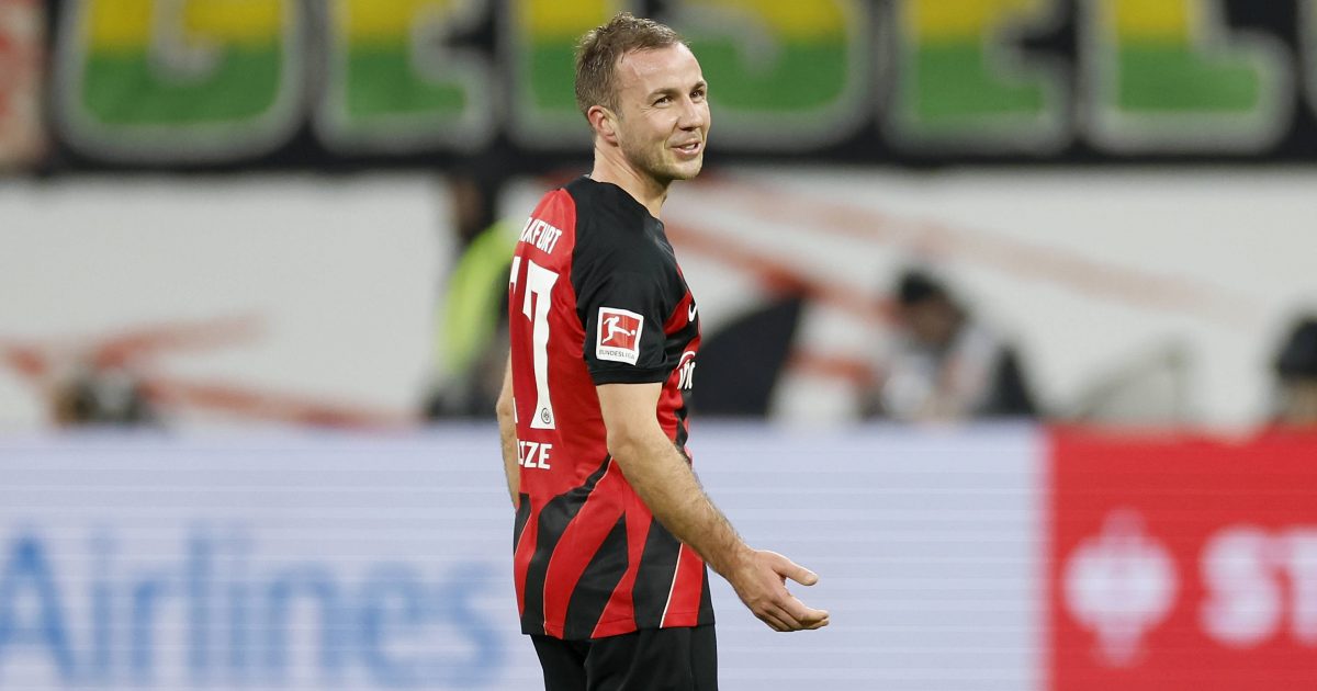  Gut Lachen hatte Mario Götze nach seinem Tor des Tages im Nachbarschaftsduell mit Mainz. (Bild: IMAGO / HMB-Media)