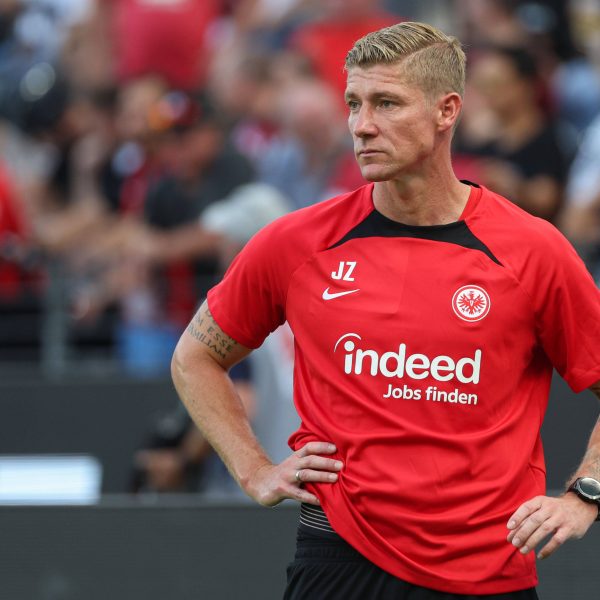  Jan Zimmermann versteht den Unmut einiger Fans über die zuletzt gezeigten Leistungen der SGE. (Foto: IMAGO / osnapix)