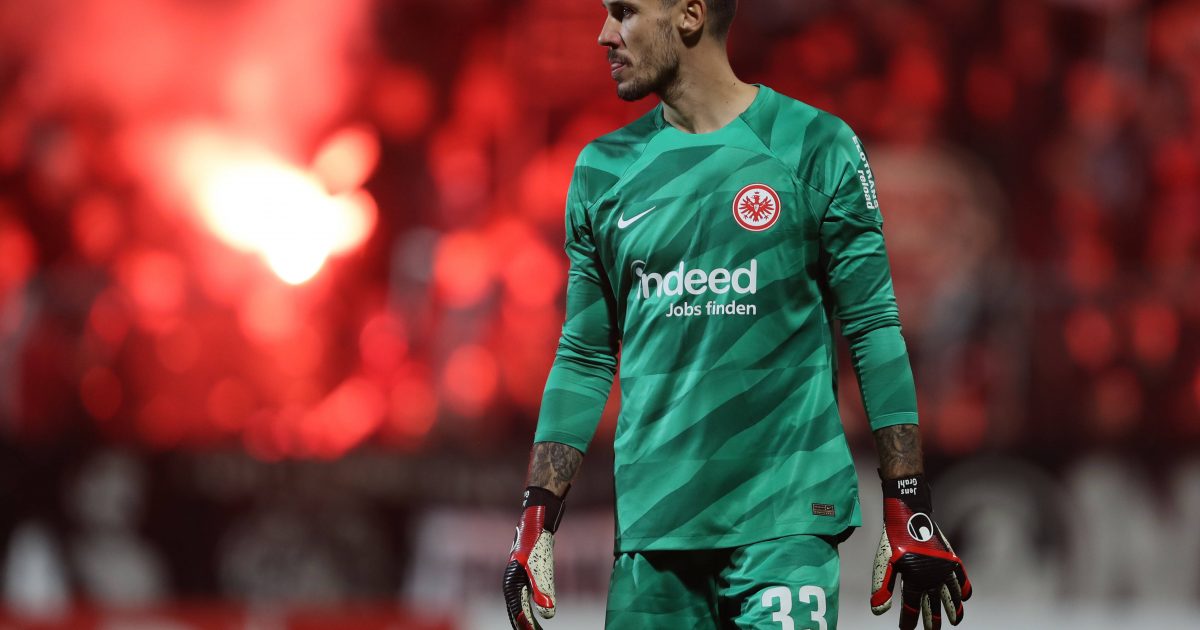  Jens Grahl kommt in dieser Saison bereits auf fünf Einsätze für die SGE. (Foto: IMAGO / eu-images)