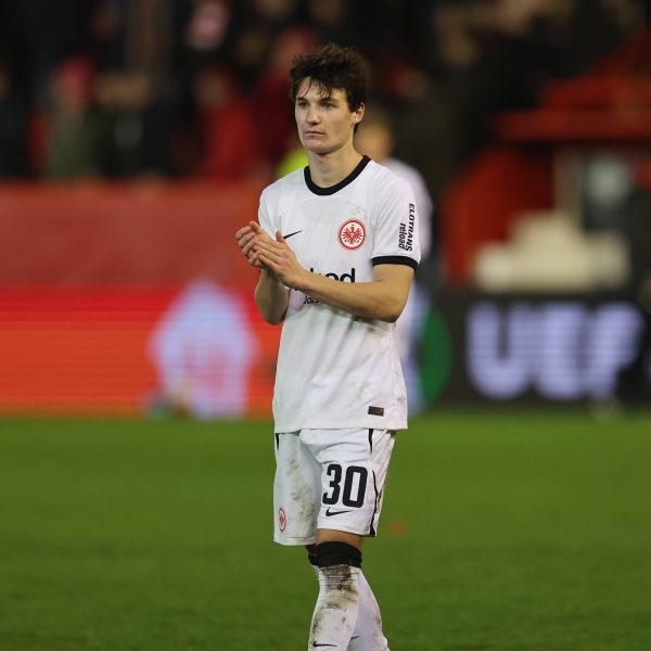  Paxten Aaronson schließt sich Vitesse Arnheim an. (Foto: IMAGO / HMB-Media)