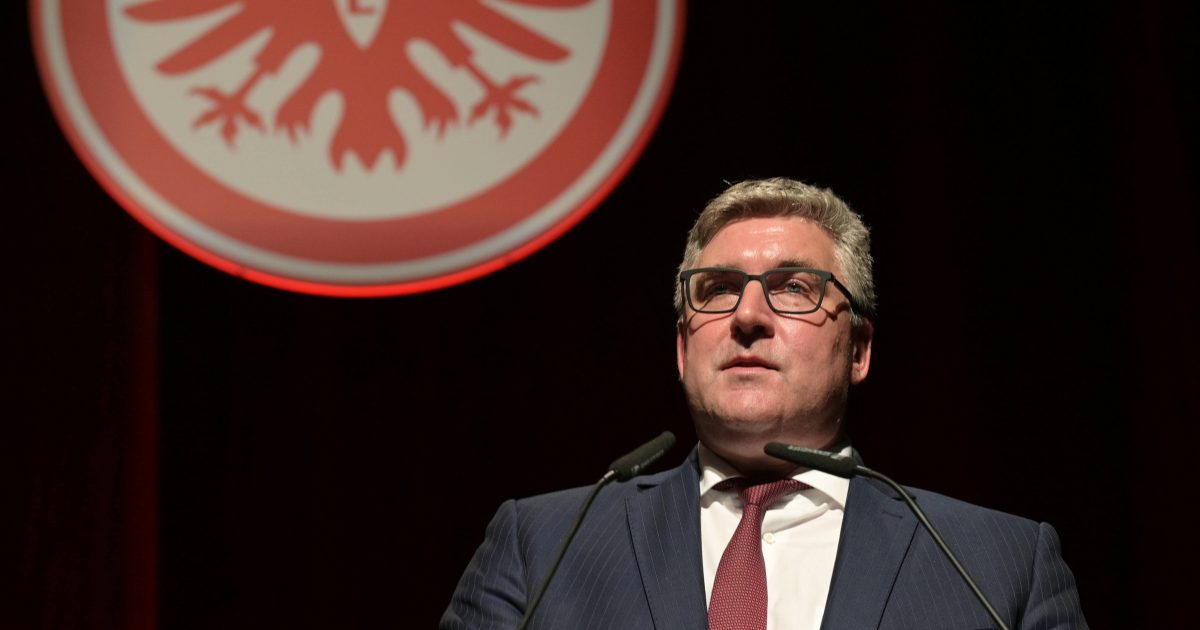  Axel Hellmann äußerte sich kritisch gegenüber den Fanprotesten gegen Investoreneinstiege. (Foto: IMAGO / HJS)