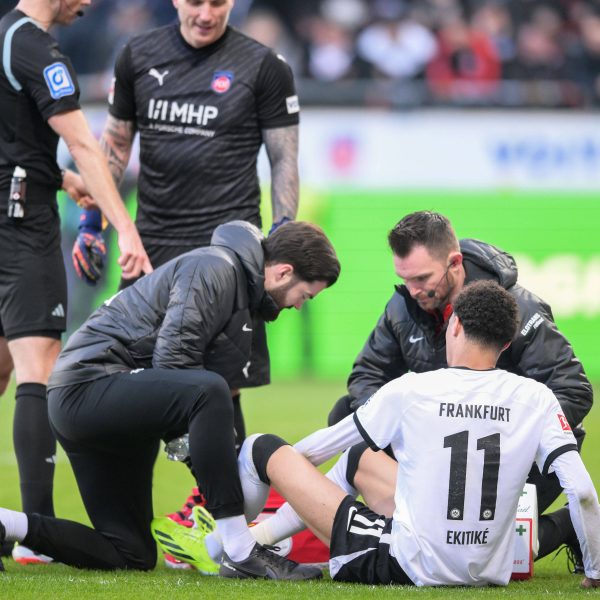  Hugo Ekitiké ist noch nicht bei 100 Prozent. (Foto: IMAGO / Passion2Press)