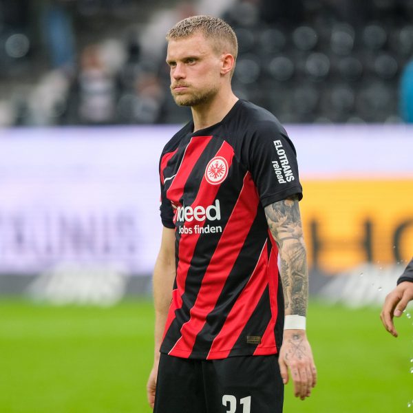  Philipp Max hadert mit dem Remis. (Foto: imago/Eibner)