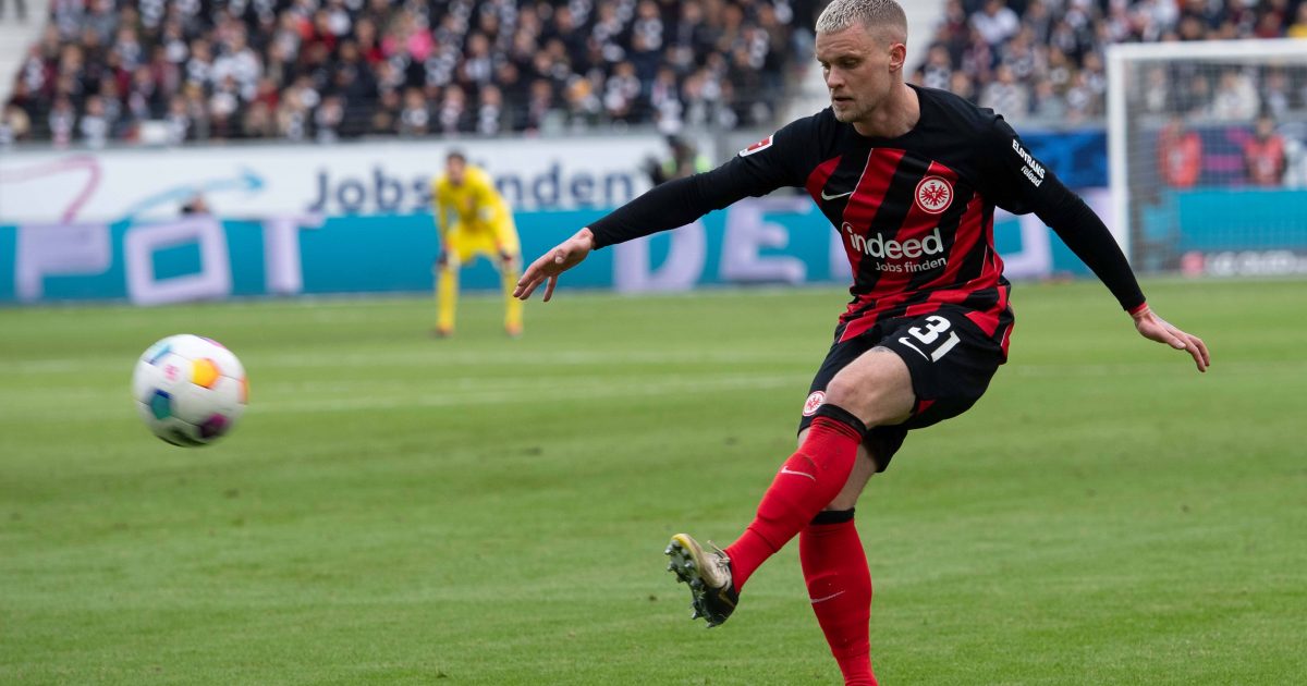  Philipp Max hat bei der SGE noch Vertrag bis Sommer 2026. (Foto: IMAGO / Sven Simon)