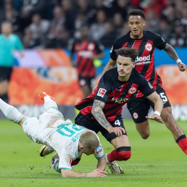  Koch ging als Leader vorweg, schaltete sich auch offensiv mit ein und hatte Pech, dass er keinen Elfmeter für sich bekam (Bild: IMAGO / Kessler Sportfotografie)