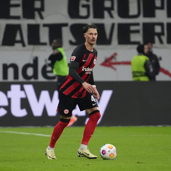  Robin Koch ist unumstrittener Stammspieler bei der SGE. (Foto: IMAGO / Nordphoto)