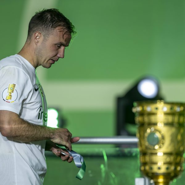  Für Eintracht Frankfurt und Mario Götze soll es im Pokal nach Möglichkeit wieder ins Finale gehen (Bild: IMAGO / Kirchner-Media)