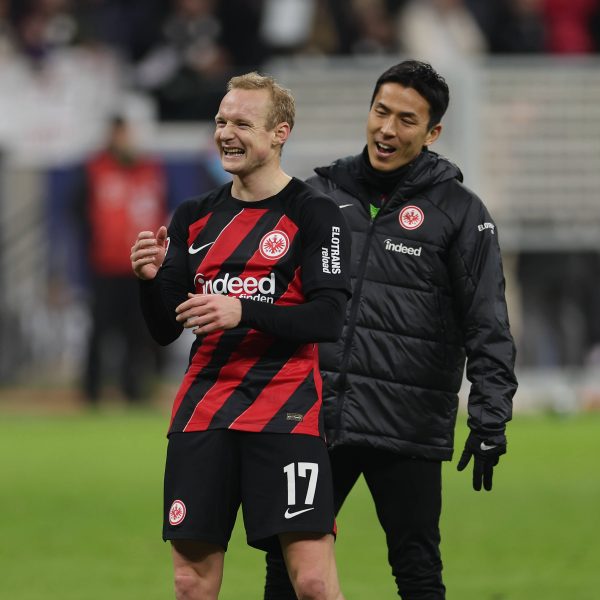  Mit ihnen verlassen zwei Leuchttürme der Identifikation den Status des aktiven Spielers. (Foto: IMAGO / HMB-Media)