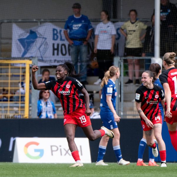  Nicole Anyomi (links) traf doppelt. (Foto: IMAGO / Eibner)