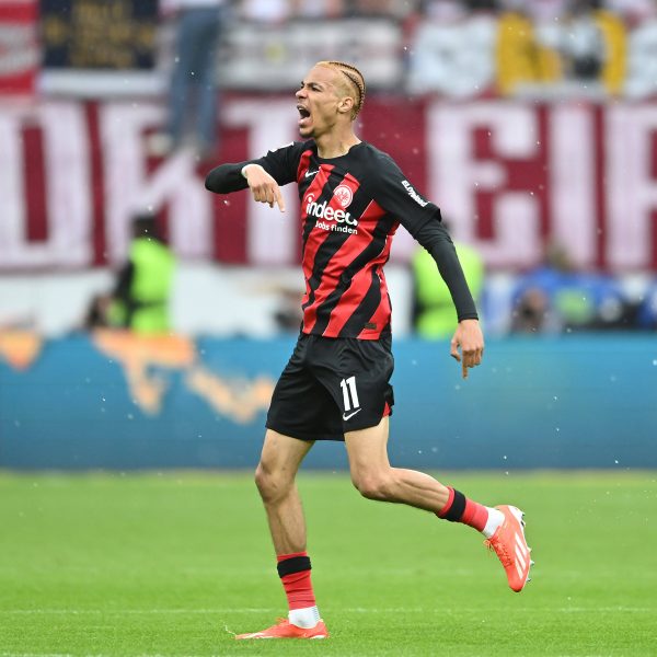  Mit dem 2:2 rettet Frankfurt Platz 6 (Bild: IMAGO / Revierfoto)