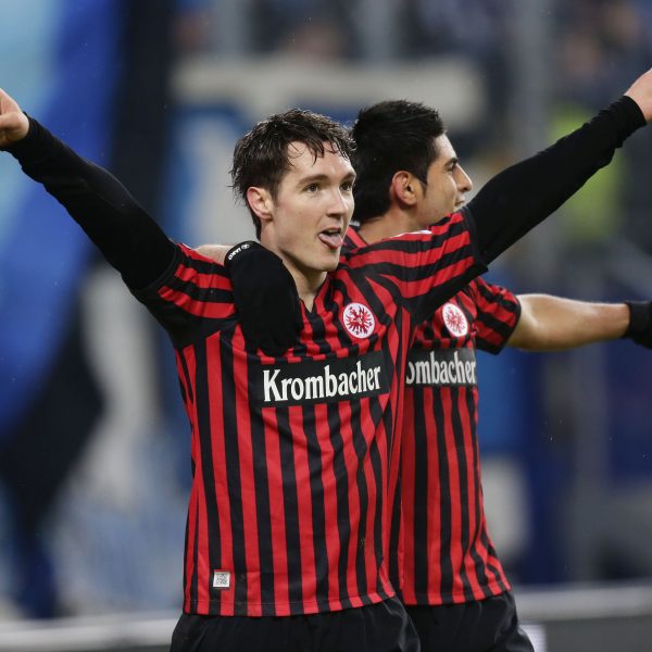  Srdjan Jakic (li.) bejubelt seinen Treffer gegen den HSV. Viele sollten im SGE-Trikot nicht hinzukommen. (Foto: Heiko Rhode)