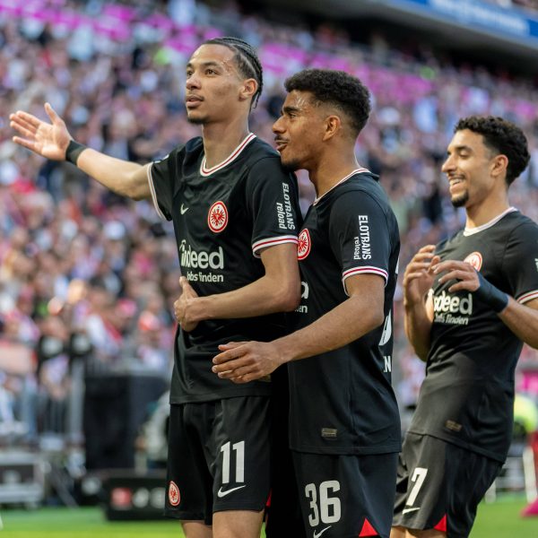  Zum Ende der Saison ist besonders Hugo Ekitiké heiß gelaufen. (Foto: IMAGO / Eibner)