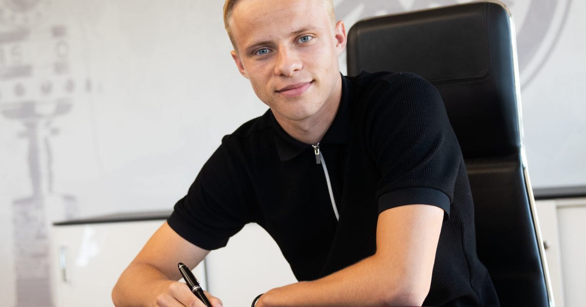  Neu im Adlerdress: Oscar Hojlund. (Foto: Eintracht Frankfurt)