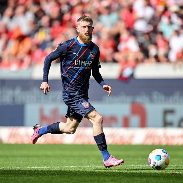 Jan-Niklas Beste ist bei der Eintracht wohl kein Thema mehr. (Foto: IMAGO / Langer)