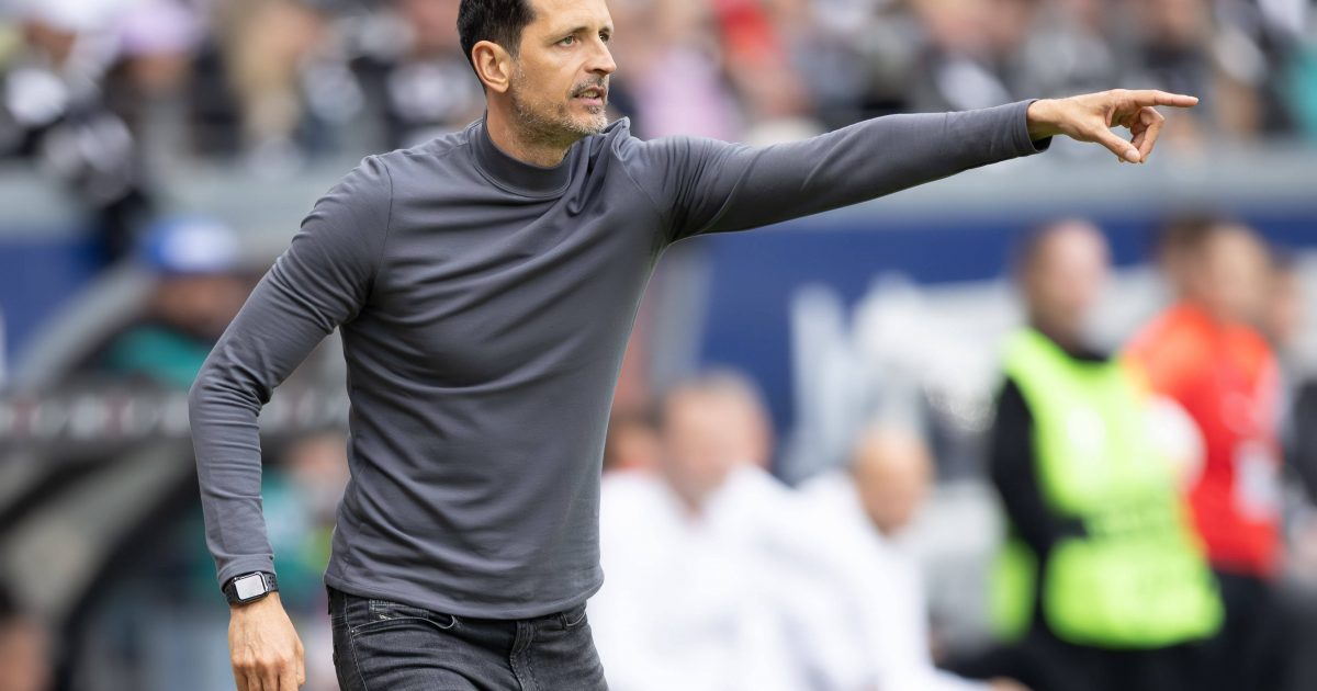  Dino Toppmöller konnte in seiner ersten Saison als Trainer der Eintracht, trotz eines starken sechsten Platz, nicht alle Fans von sich überzeugen. (Foto: IMAGO / Kessler-Sportfotografie)