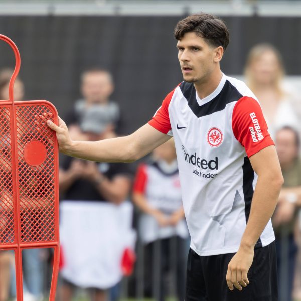  Igor Matanović kam bisher auf sechs Länderspiele bei der U21 von Kroatien und konnte zwei Tore erzielen. (Foto: IMAGO / Kessler-Sportfotografie)