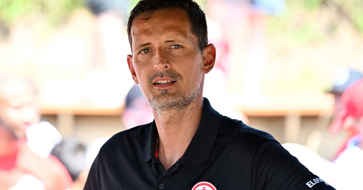  Dino Toppmöller sah einen deutlichen Sieg im Test gegen Heusenstamm (Foto: IMAGO / Jan Huebner)
