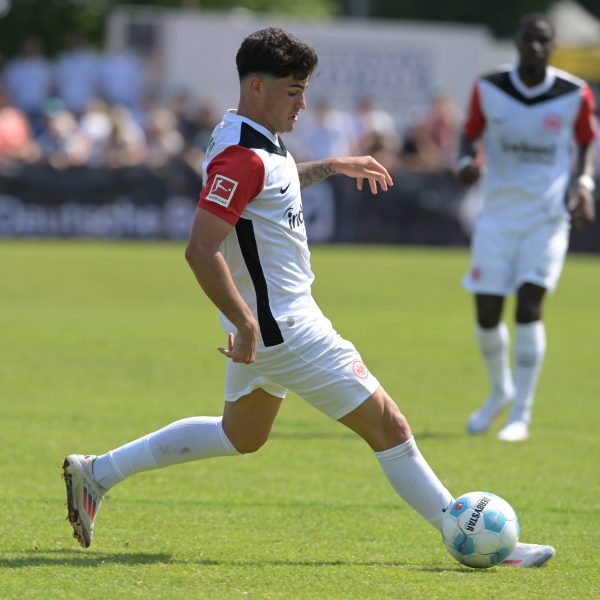  Krisztian Lisztes will sich in Frankfurt durchsetzen. (Foto: imago/HJS)