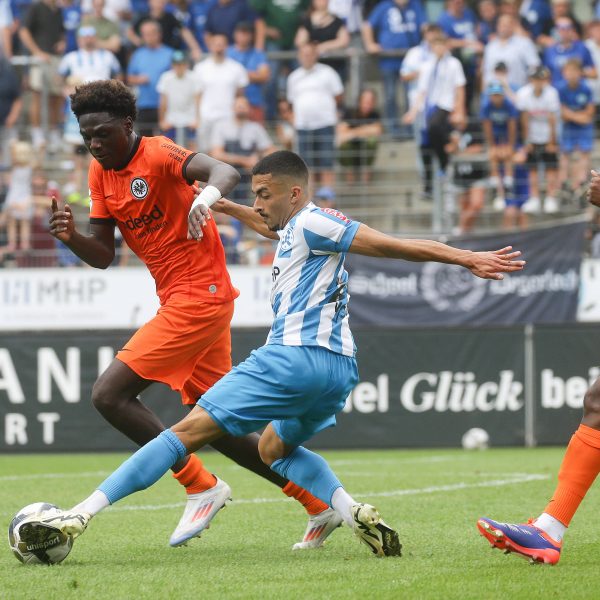  Trotz großem Kampf kann die U21 der SGE die Niederlage nicht abwenden. (Foto: IMAGO / Pressefoto Baumann)