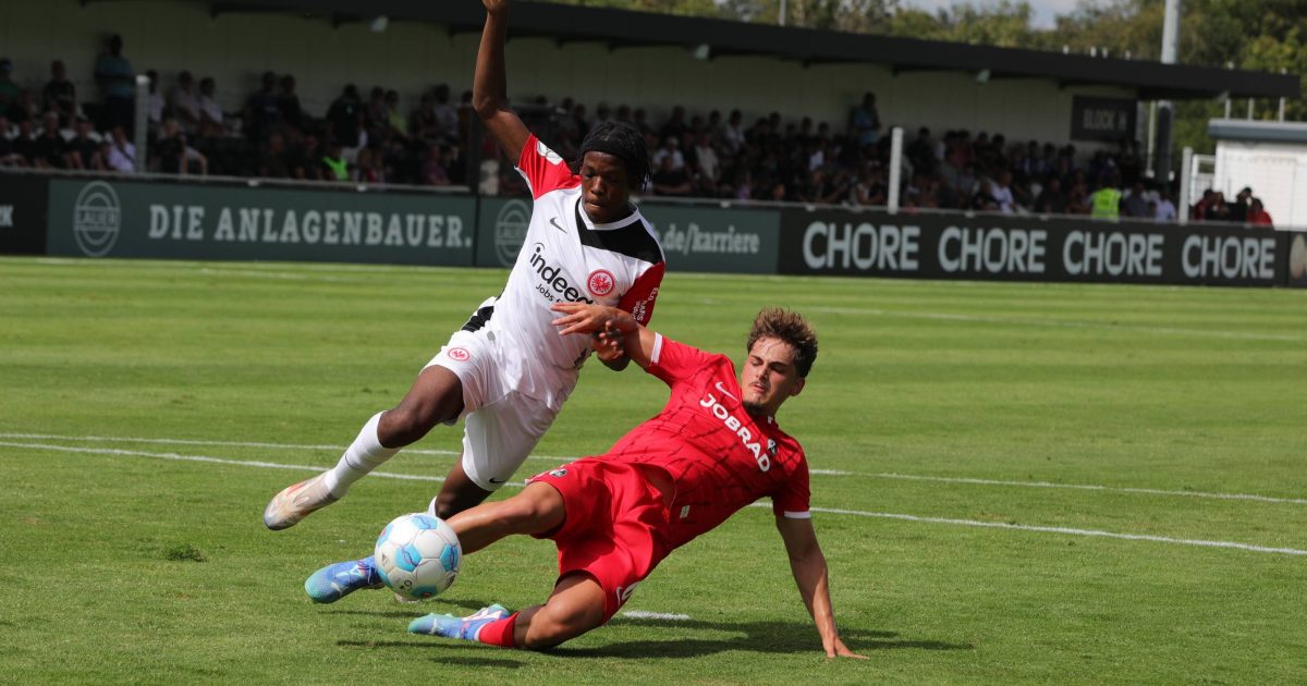  Die U21 der SGE musste im vierten Saisonspiel bereits ihre dritte Niederlage hinnehmen. (Foto: IMAGO / Hartenfelser)