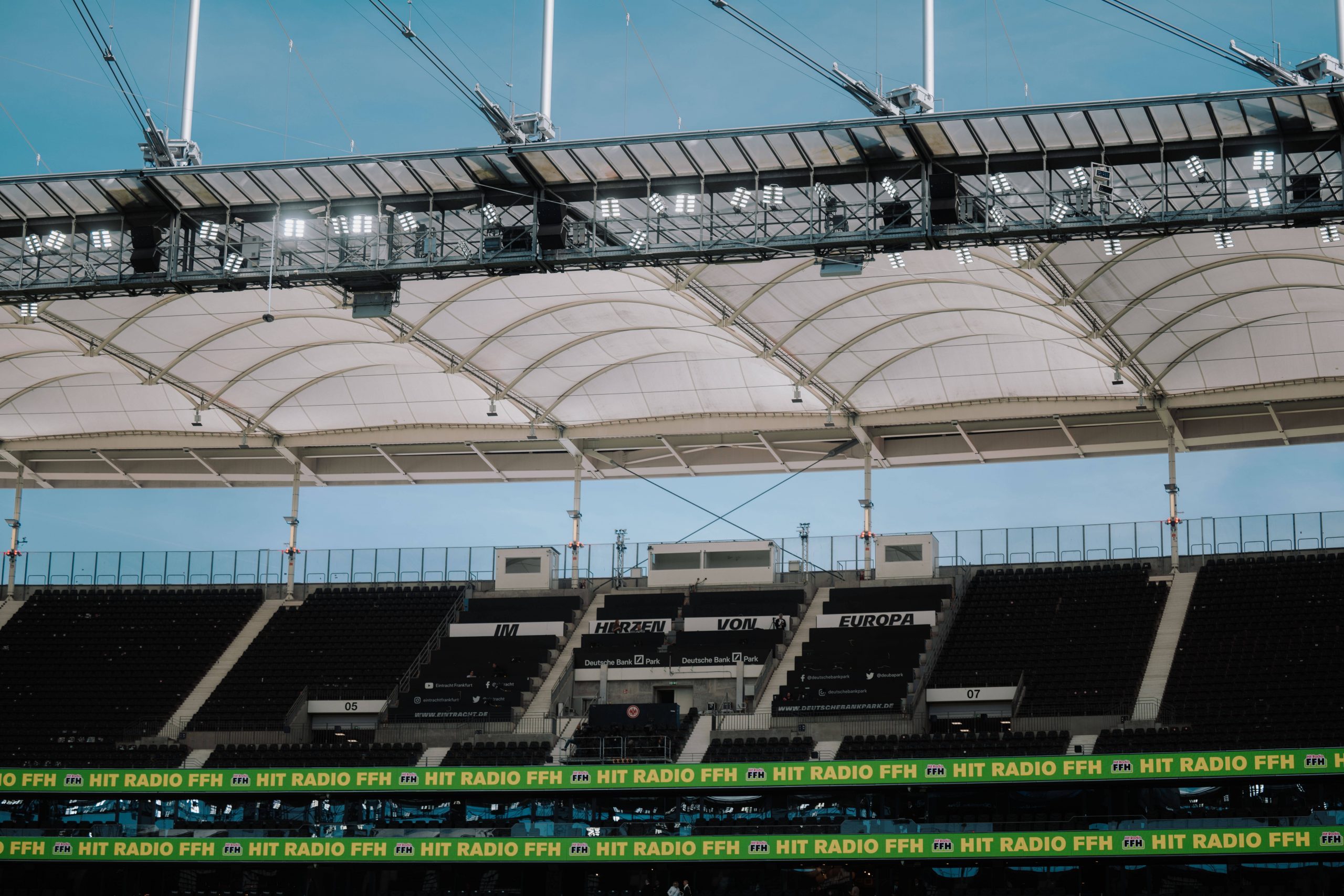 SGE compact: More spectators soon at Deutsche Bank Park