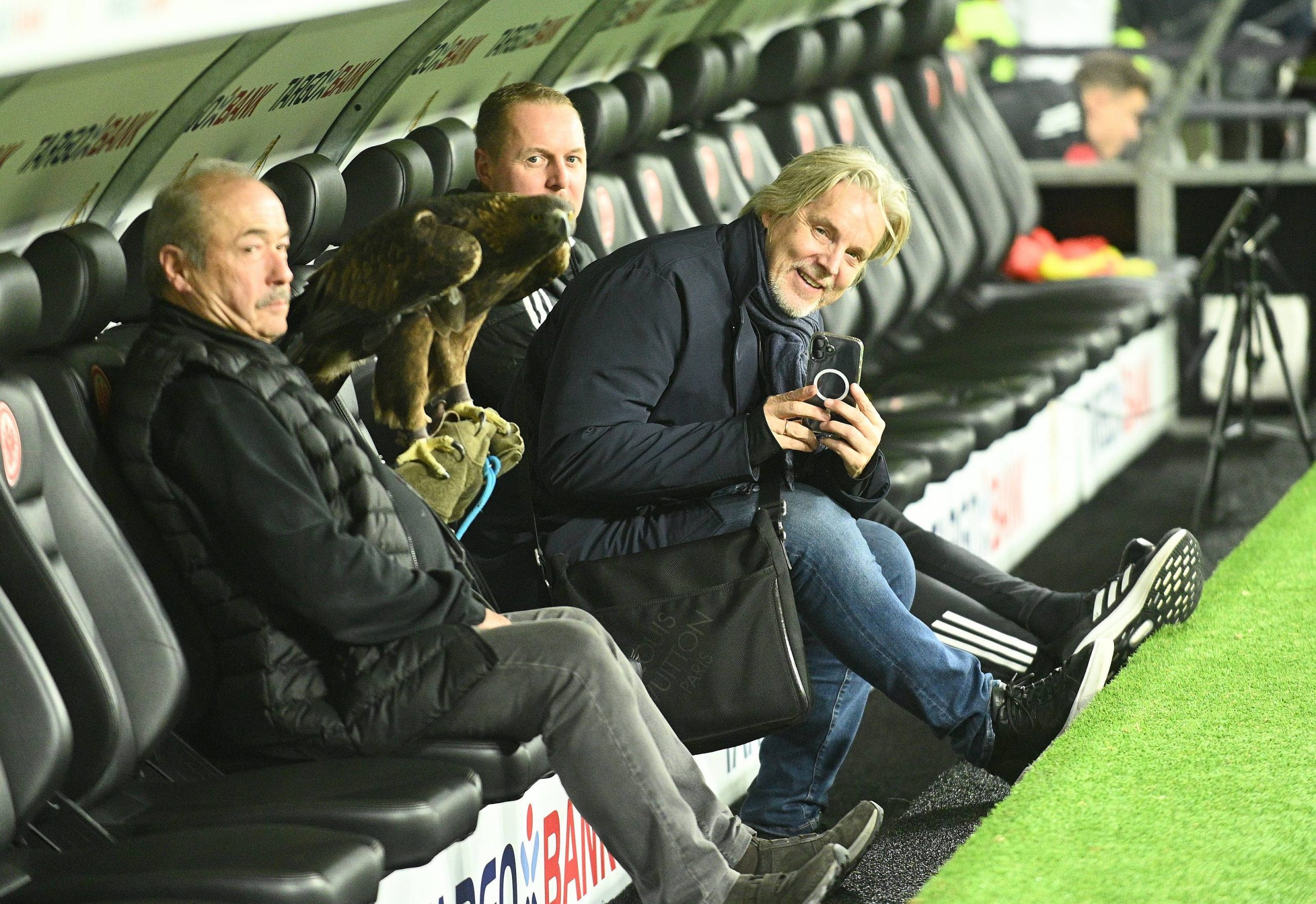 Image for Fjörtoft: „Hoffe, dass die SGE voll attackiert – mit der richtigen Balance!“