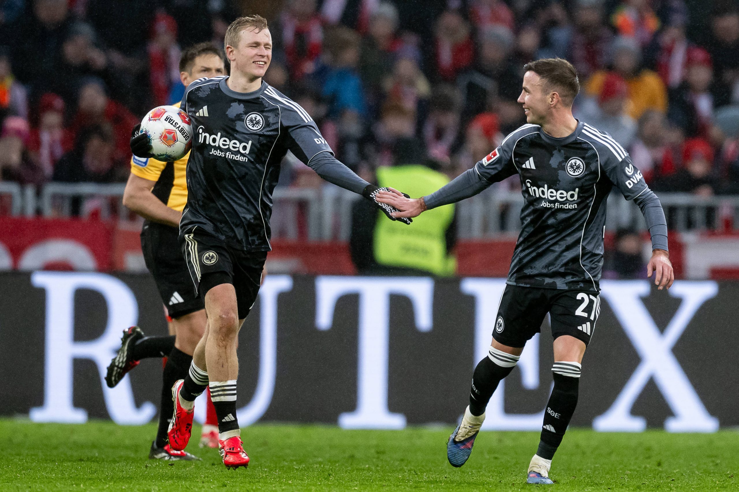 Burkardt looks forward to Eintracht Frankfurt's final stretch of the ...