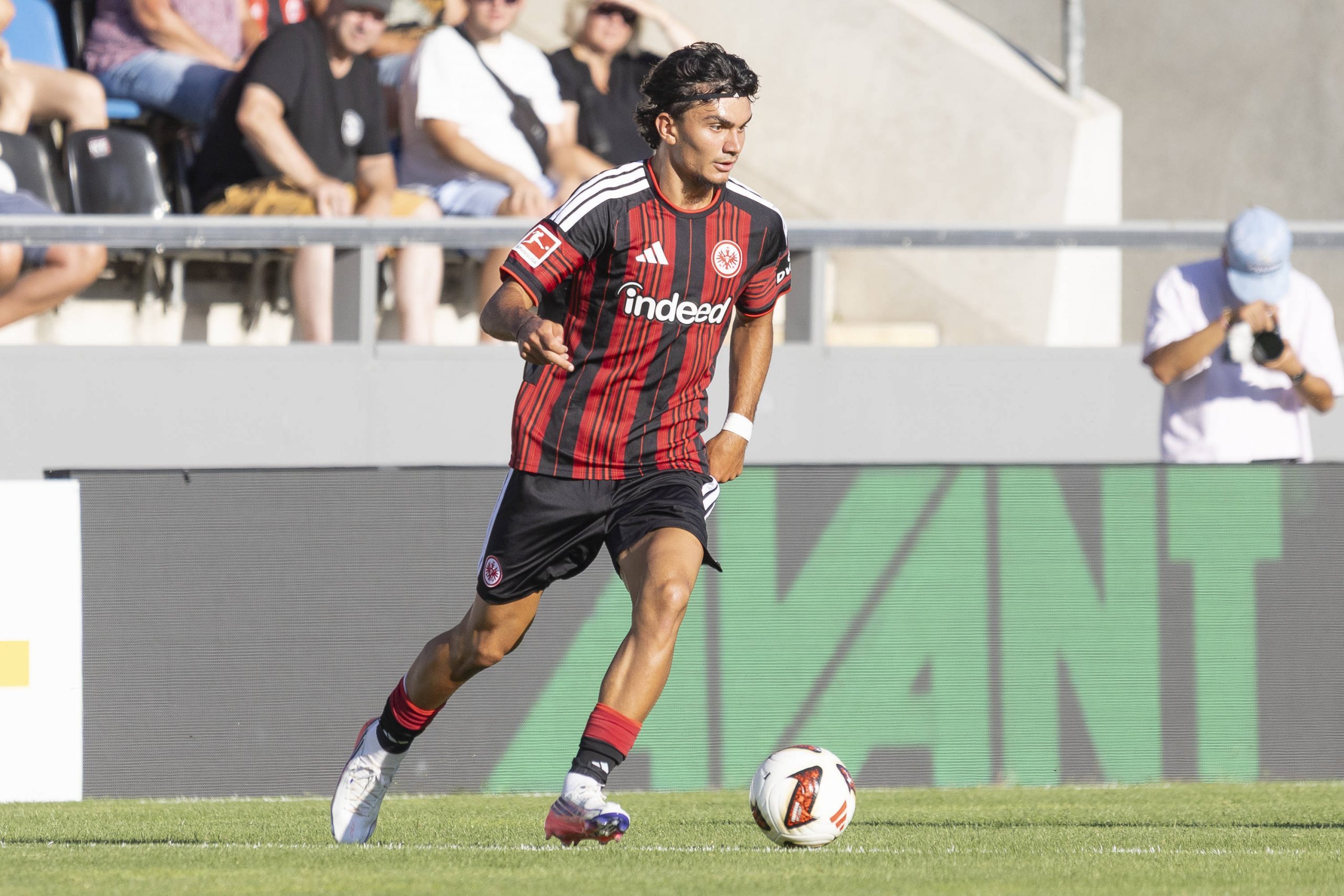 Clear victory in the city derby: Eintracht wins friendly against FSV 5-1